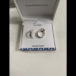 BRAND NEW crystal earrings